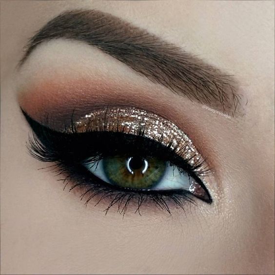 Glitter Eye